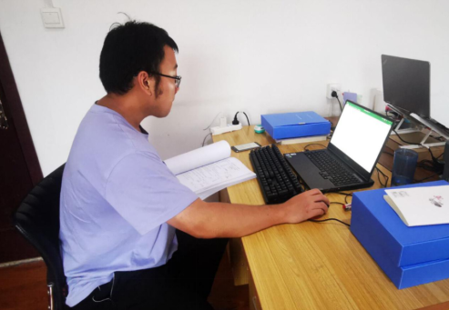 秋霞鲁丝片Av无码少妇