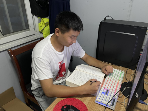 秋霞鲁丝片Av无码少妇