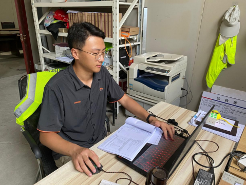 秋霞鲁丝片Av无码少妇