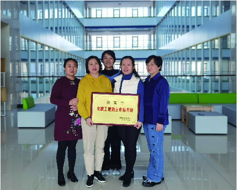 秋霞鲁丝片Av无码少妇