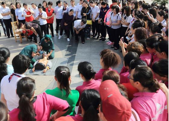 秋霞鲁丝片Av无码少妇