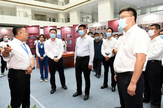 秋霞鲁丝片Av无码少妇