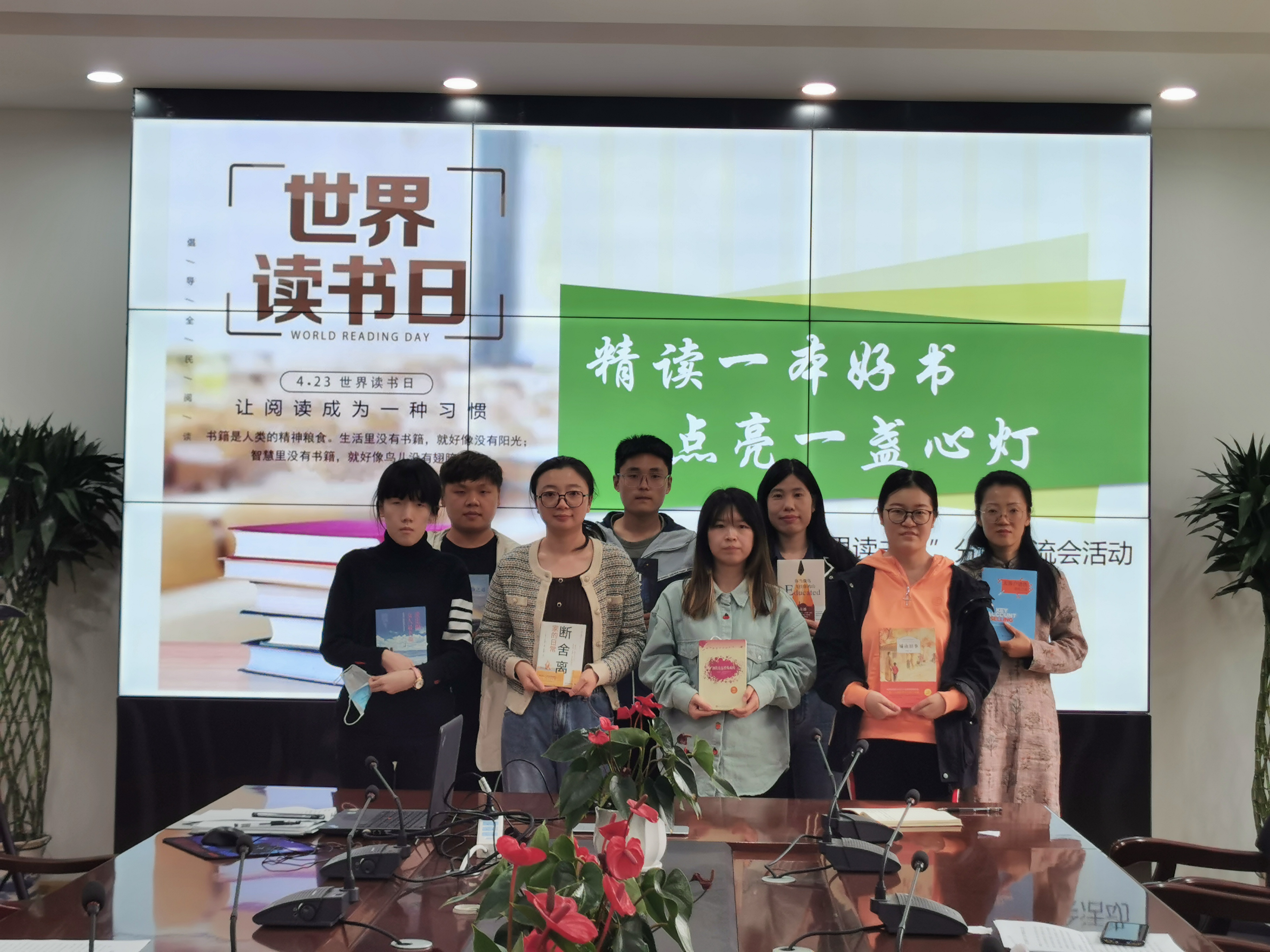 秋霞鲁丝片Av无码少妇