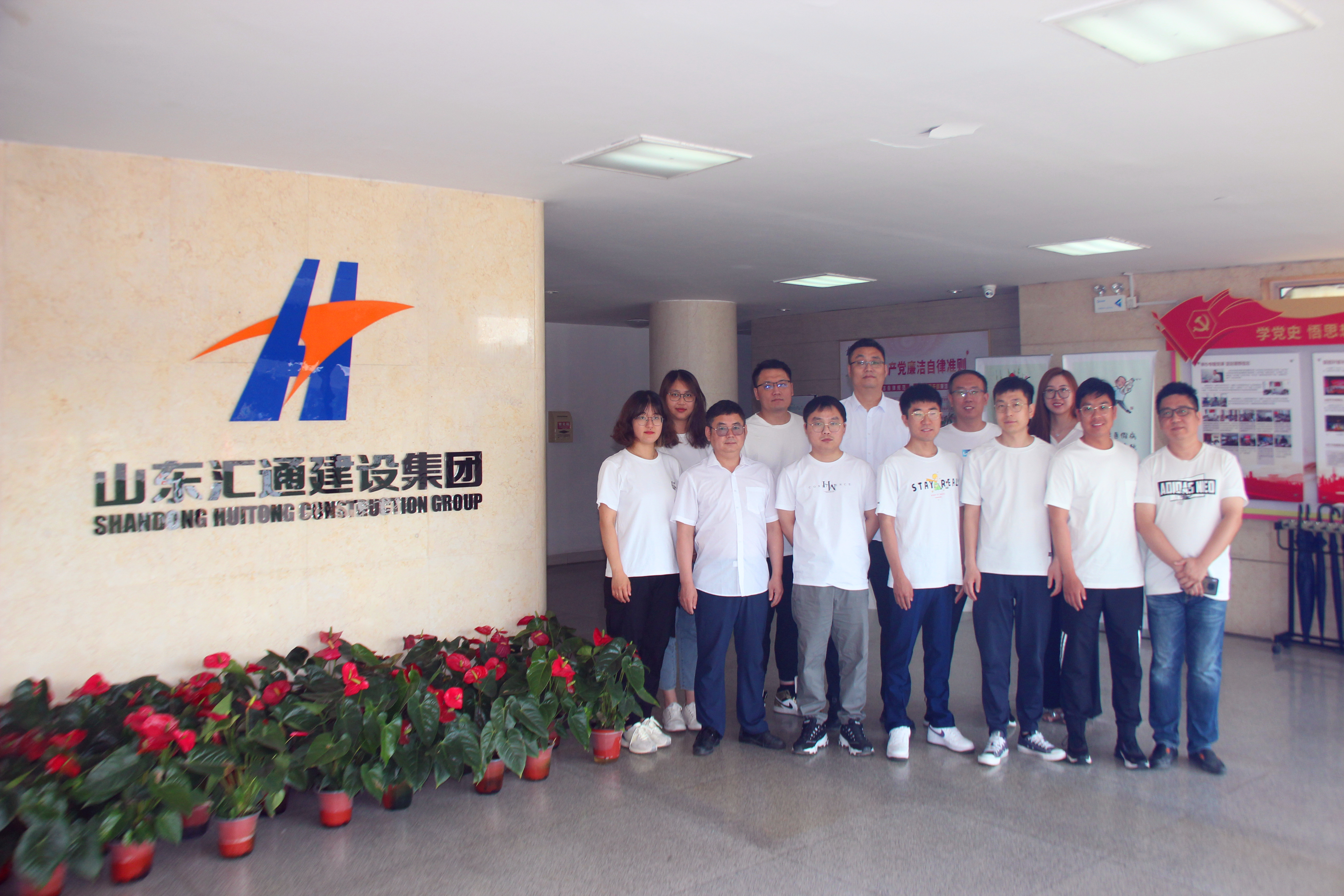 秋霞鲁丝片Av无码少妇