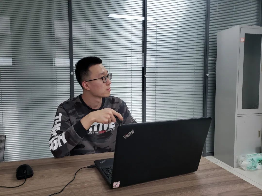 秋霞鲁丝片Av无码少妇