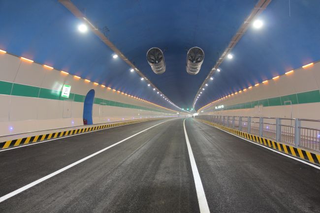 秋霞鲁丝片Av无码少妇