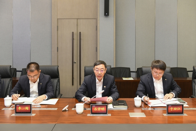 秋霞鲁丝片Av无码少妇