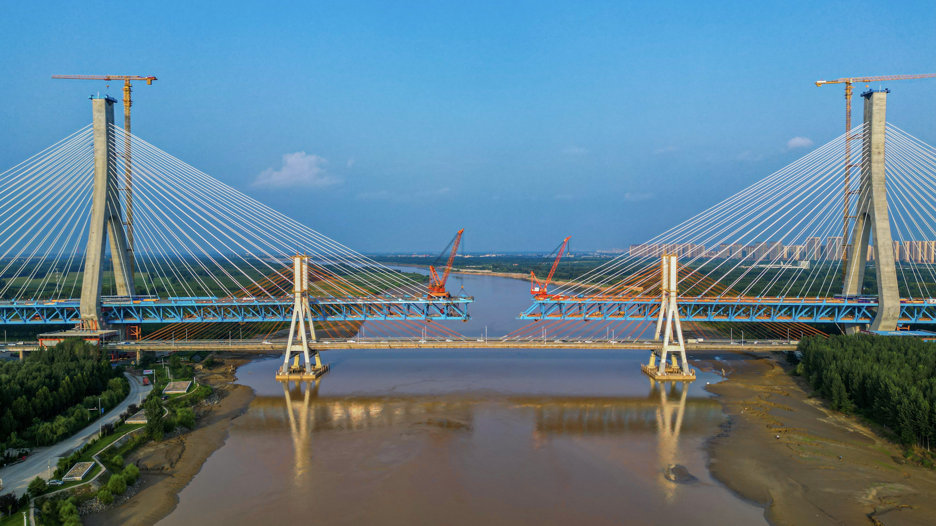 秋霞鲁丝片Av无码少妇