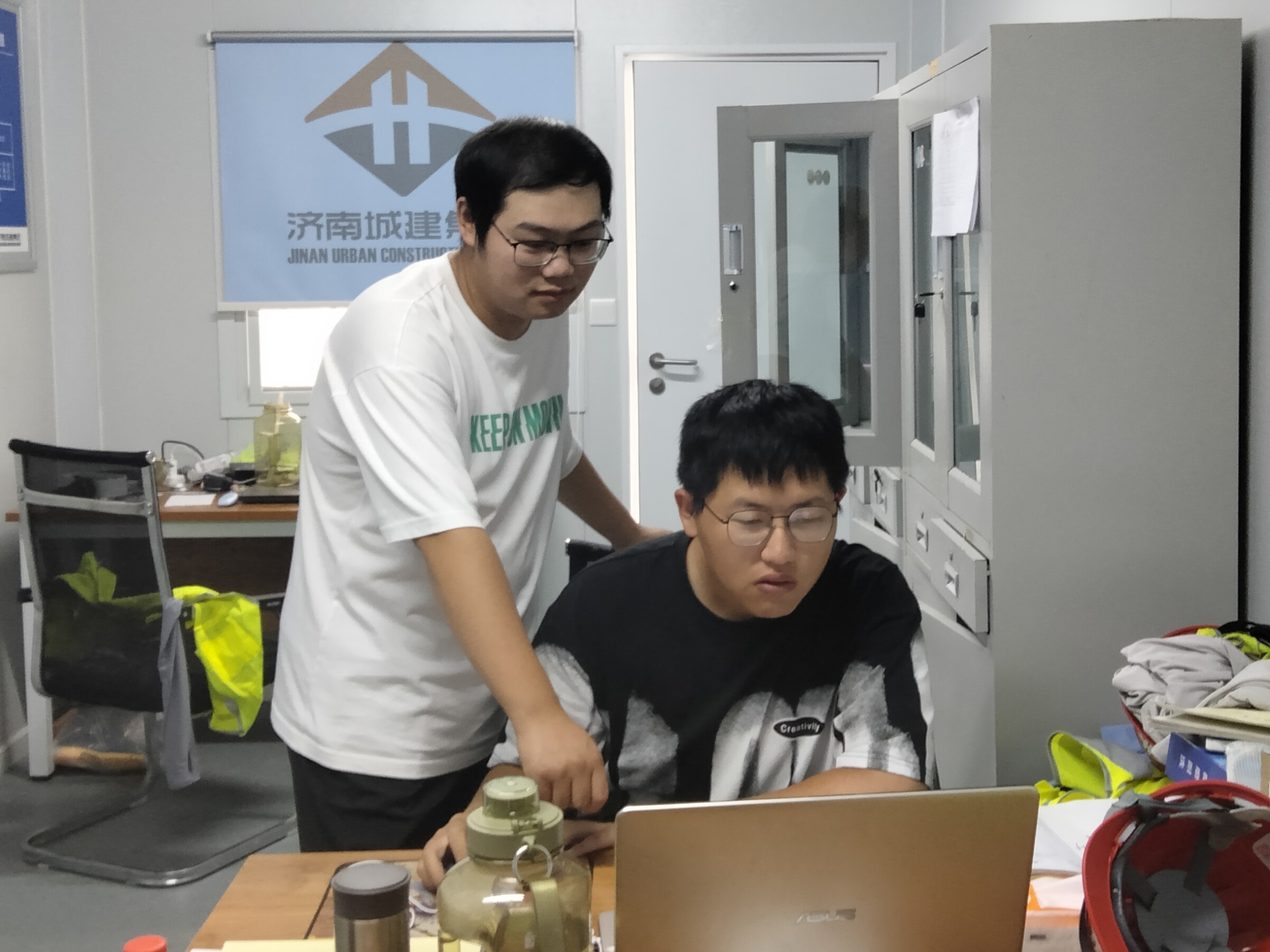 秋霞鲁丝片Av无码少妇