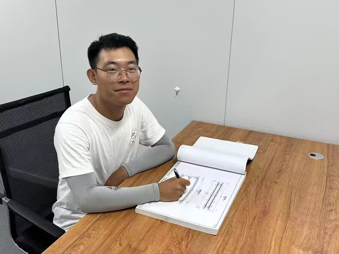 秋霞鲁丝片Av无码少妇