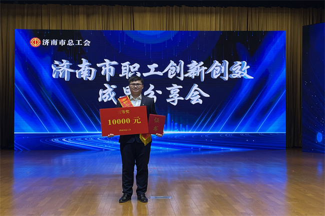 秋霞鲁丝片Av无码少妇