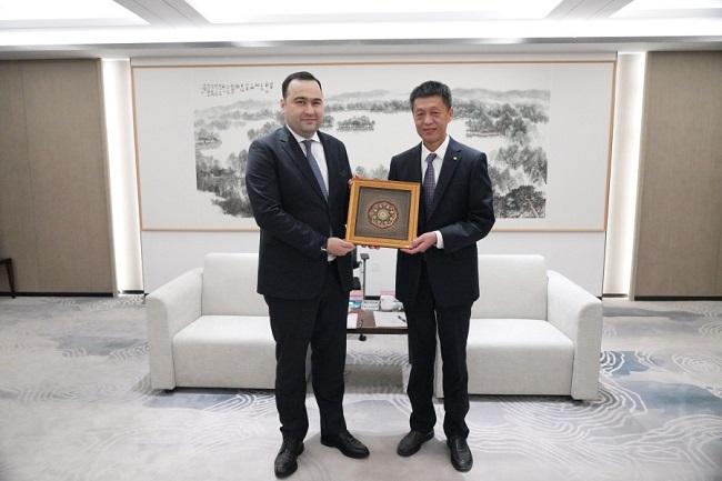 秋霞鲁丝片Av无码少妇