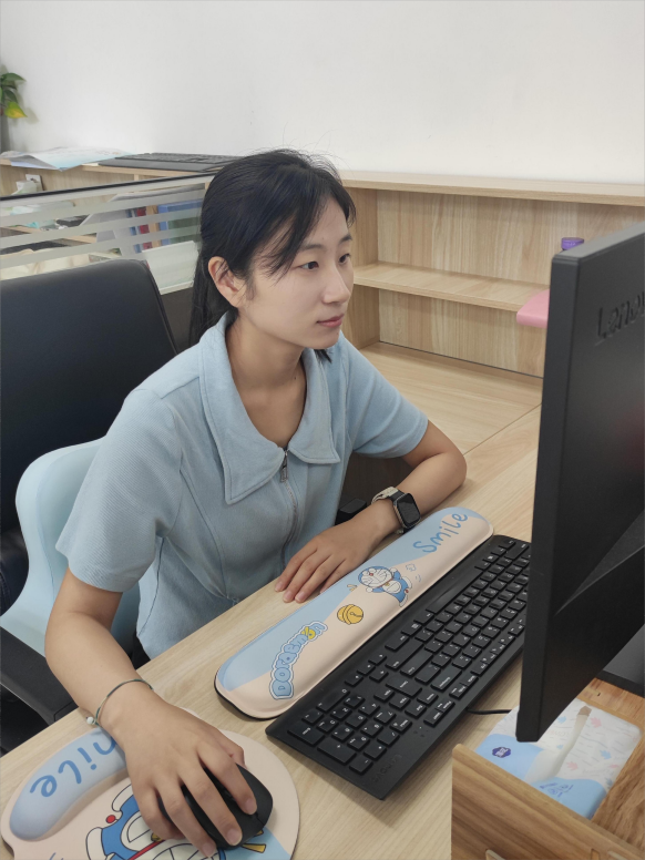 秋霞鲁丝片Av无码少妇
