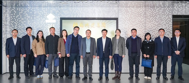 秋霞鲁丝片Av无码少妇