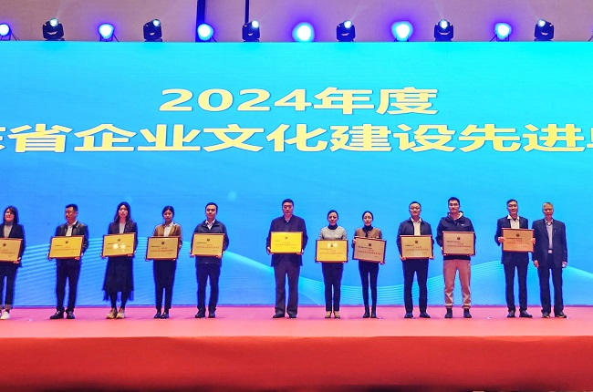 秋霞鲁丝片Av无码少妇