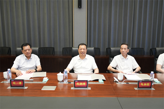 秋霞鲁丝片Av无码少妇