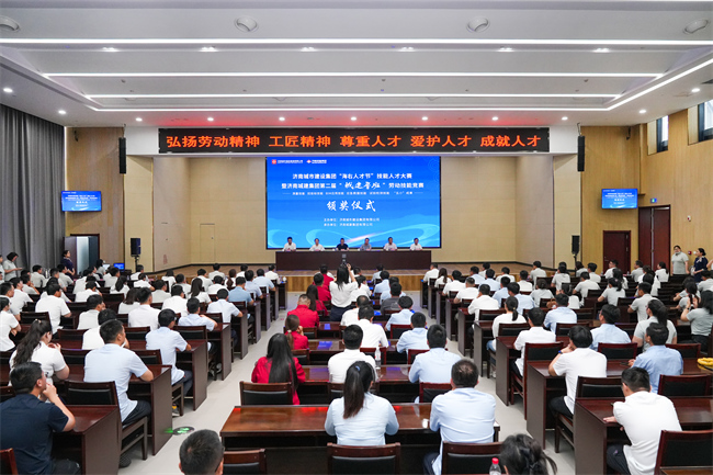 秋霞鲁丝片Av无码少妇