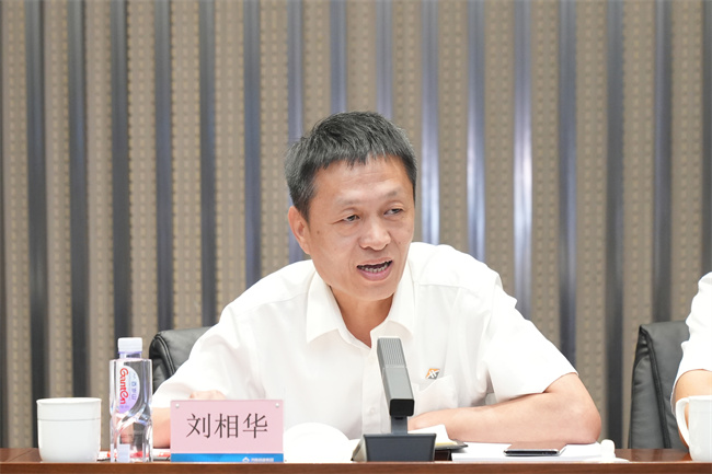 秋霞鲁丝片Av无码少妇