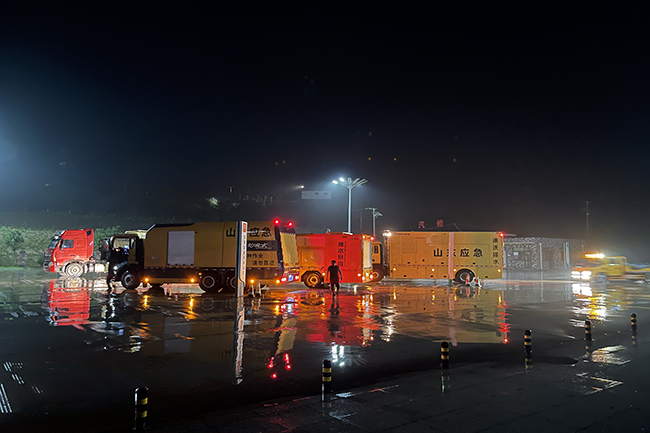 秋霞鲁丝片Av无码少妇