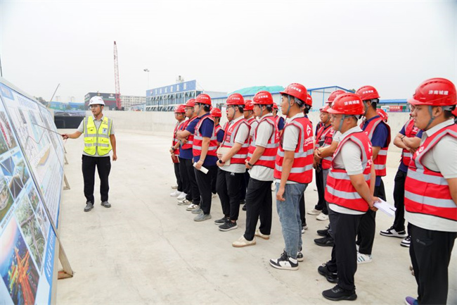 秋霞鲁丝片Av无码少妇