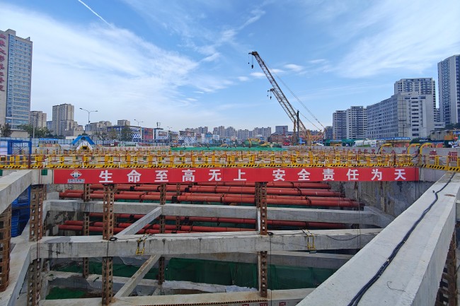 秋霞鲁丝片Av无码少妇