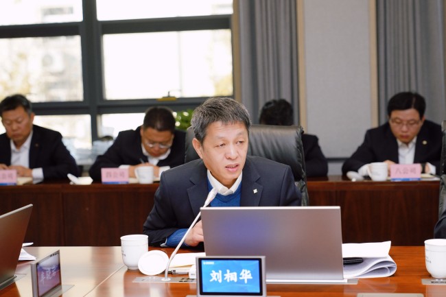 秋霞鲁丝片Av无码少妇