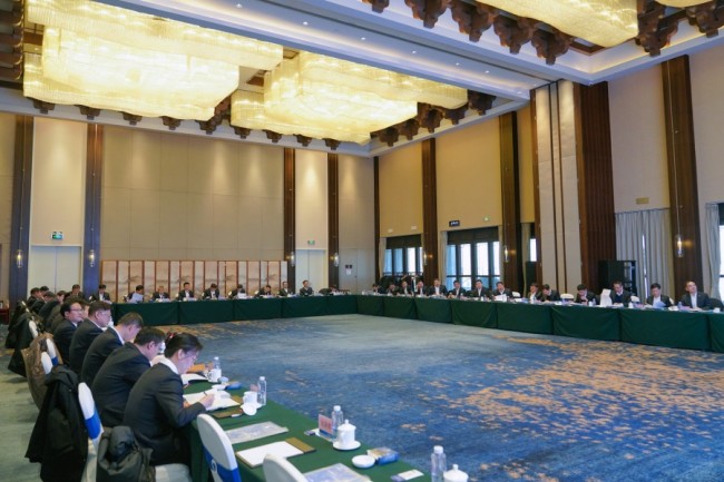 秋霞鲁丝片Av无码少妇