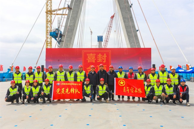 秋霞鲁丝片Av无码少妇