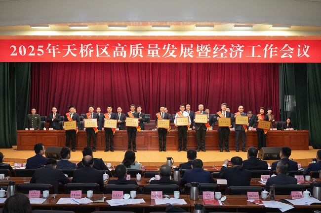 秋霞鲁丝片Av无码少妇