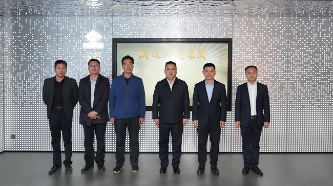 秋霞鲁丝片Av无码少妇