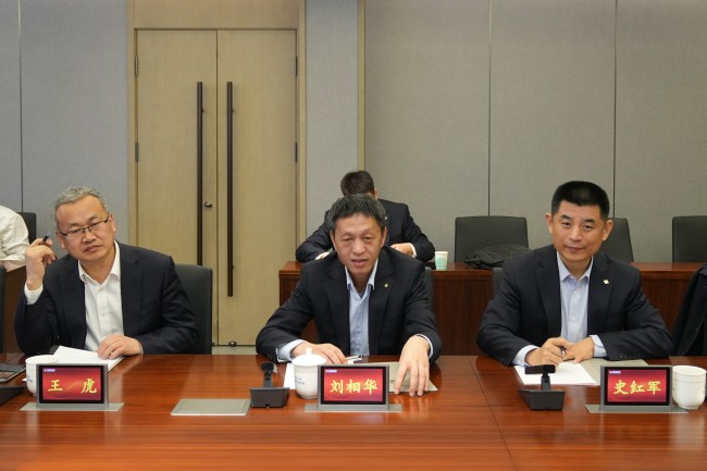 秋霞鲁丝片Av无码少妇