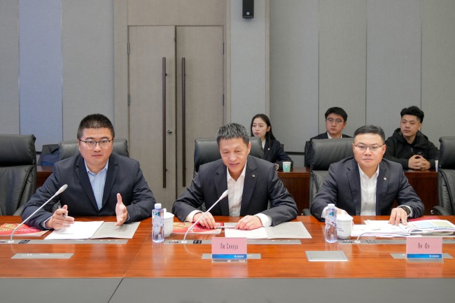 秋霞鲁丝片Av无码少妇