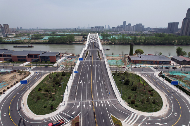 秋霞鲁丝片Av无码少妇