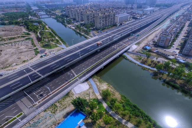 秋霞鲁丝片Av无码少妇