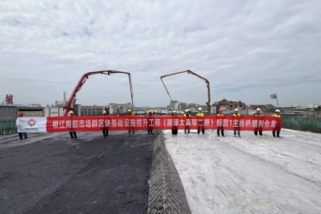 秋霞鲁丝片Av无码少妇