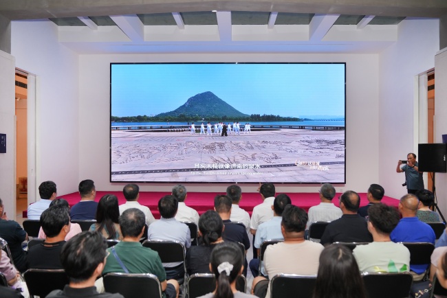 秋霞鲁丝片Av无码少妇