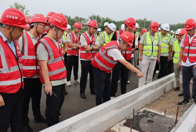 秋霞鲁丝片Av无码少妇