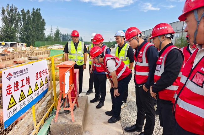 秋霞鲁丝片Av无码少妇