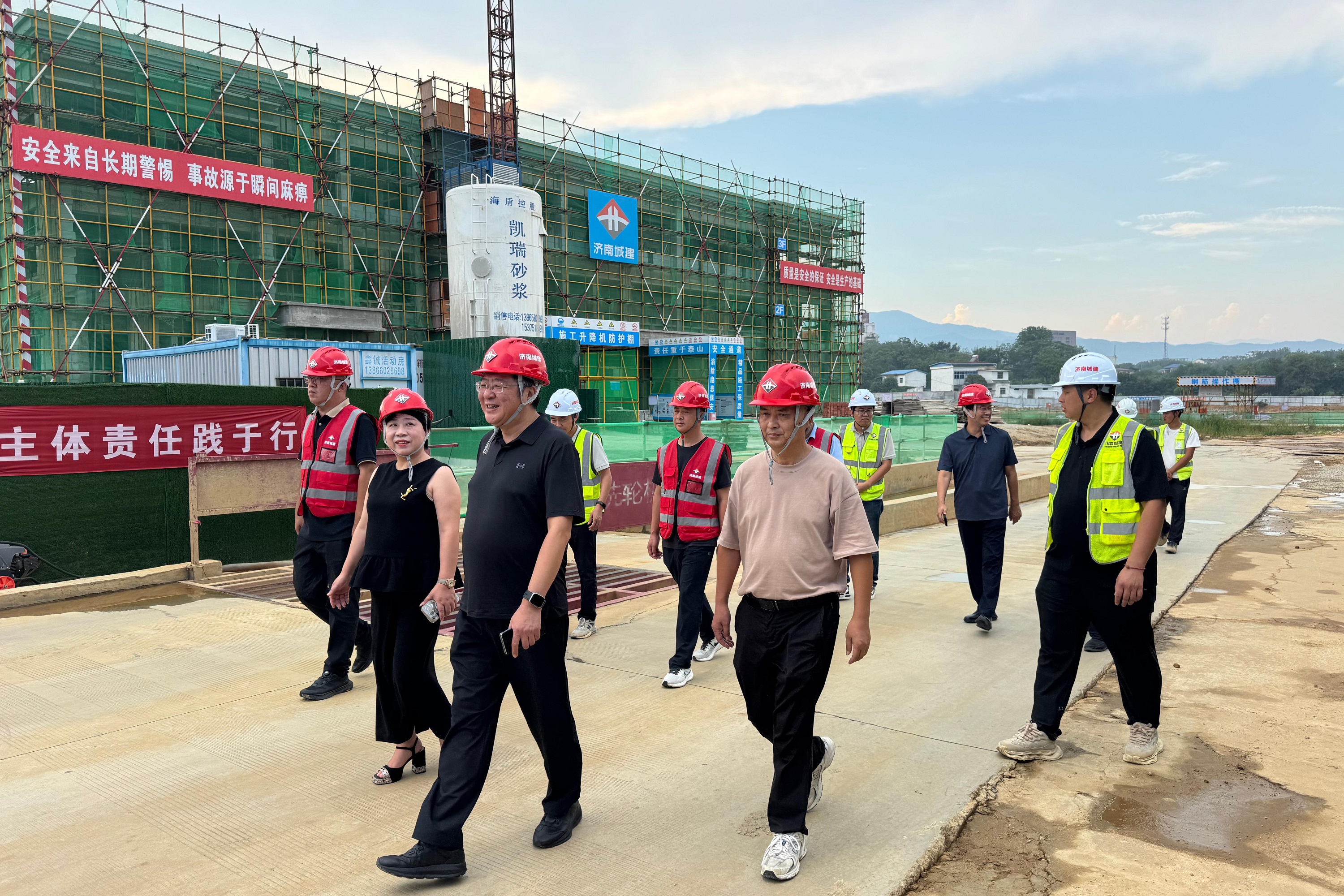 秋霞鲁丝片Av无码少妇