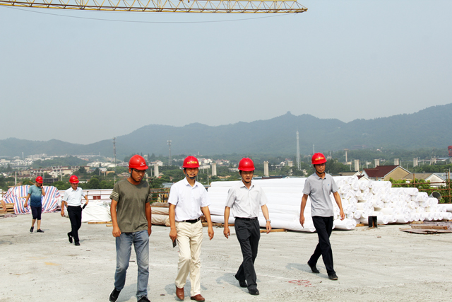 秋霞鲁丝片Av无码少妇