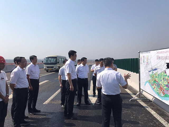 秋霞鲁丝片Av无码少妇