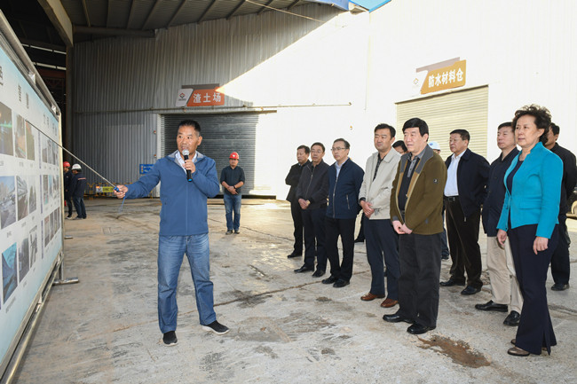 秋霞鲁丝片Av无码少妇