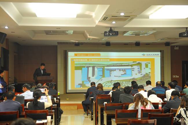 秋霞鲁丝片Av无码少妇