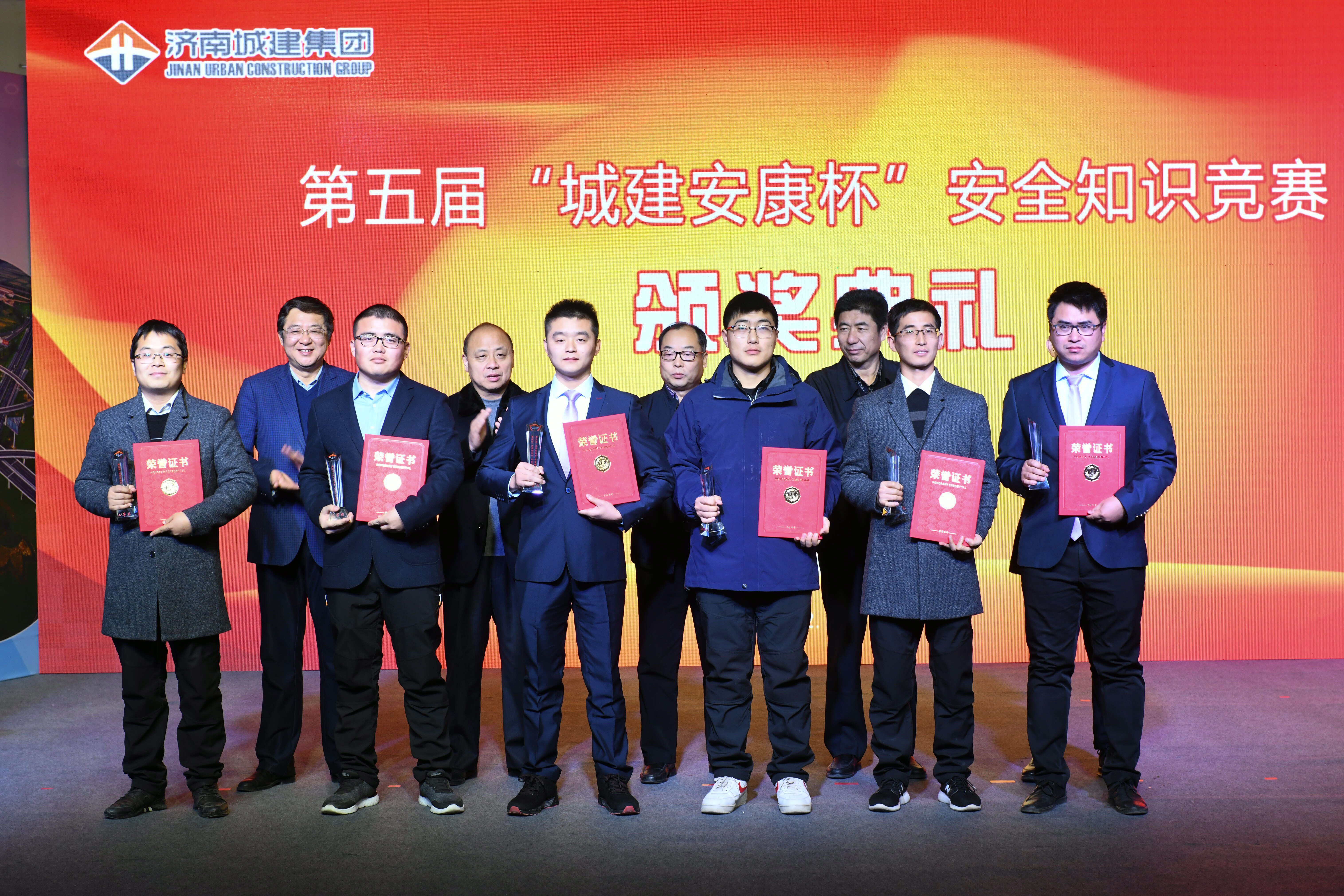 秋霞鲁丝片Av无码少妇