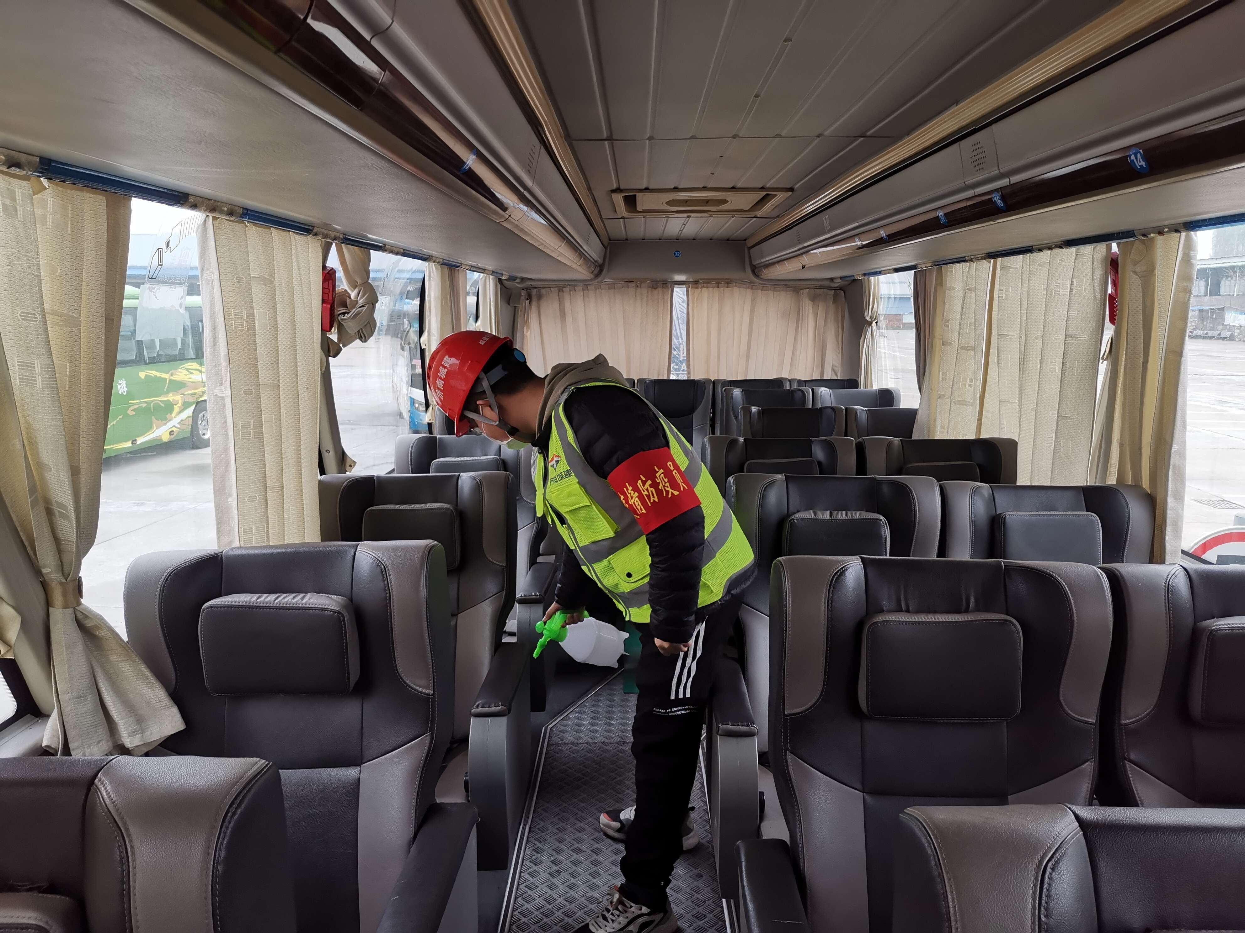 秋霞鲁丝片Av无码少妇